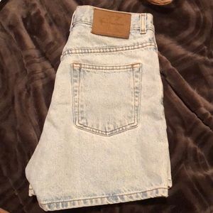 Calvin Klein high waisted lightwash denim shorts